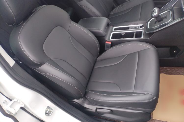 Used Haval M6 2021 PLUS 1.5T DCT Luxury Smart Connectivity Model
