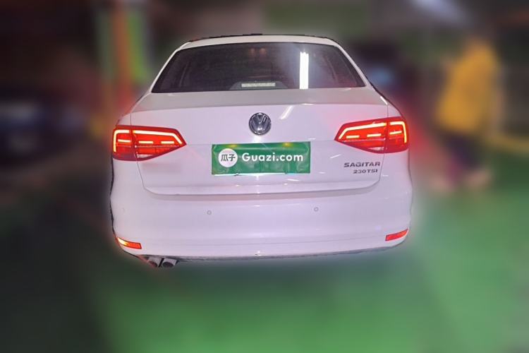 Used Volkswagen Sagitar 2015 230TSI Automatic Luxury Model Rear