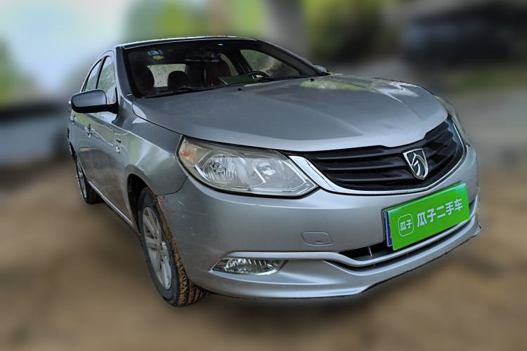 Used Baojun 630 2013 1.5L manual Entry-level trim
