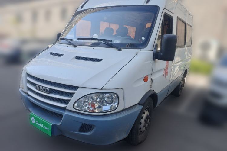 Used Iveco Power Daily 2017 2.5T Classic A32 Mid-Roof 6-7 Seater Bus 47Z5