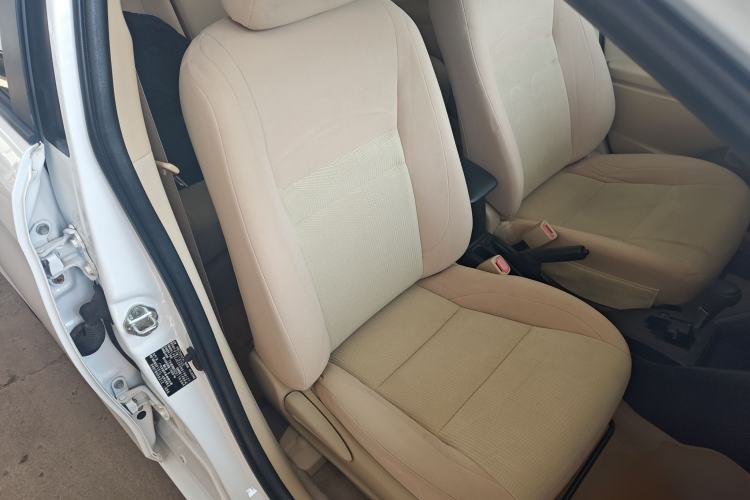 Used Toyota YARiS L Zhi Xuan 2016 Revised 1.5E CVT Charming Edition
