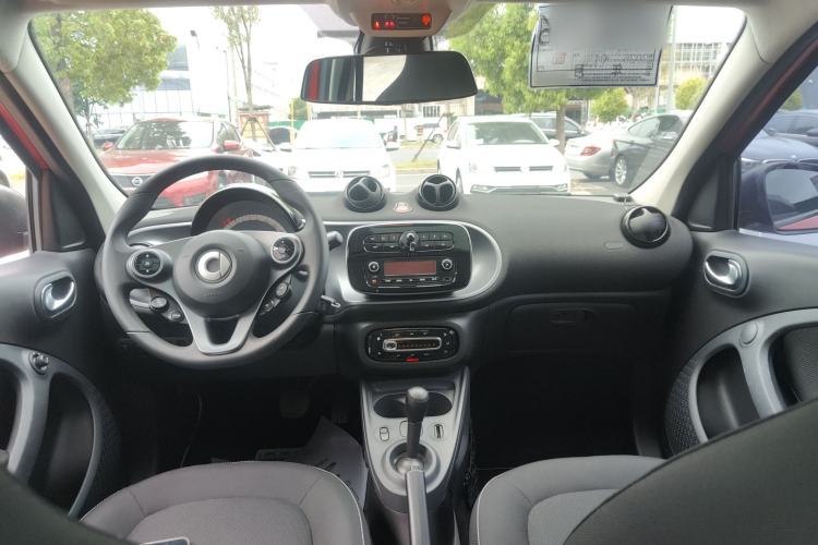 Used smart forfour 2016 1.0L 52 kW Passion Edition