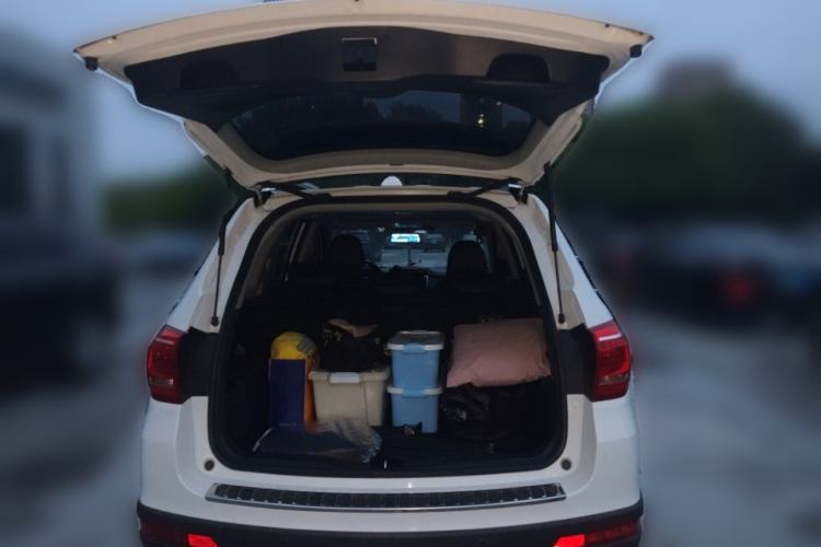 Used Haval H6 2015 Sport Edition 1.5T Manual Two-Wheel Drive Elite Model Trunk