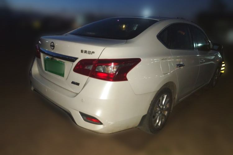 Used Nissan Sylphy 2016 1.6 XL CVT Luxury Edition Rear Right 45 Deg