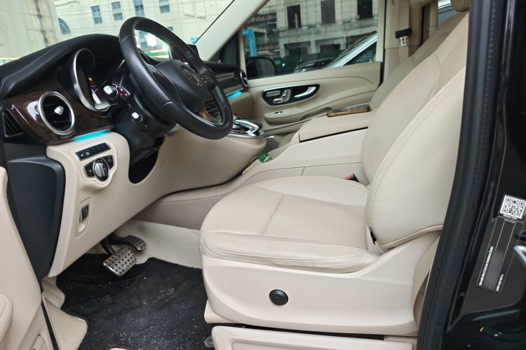 Used Mercedes-Benz V-Class 2018 V 260 L Prestige Extended Version China VI
