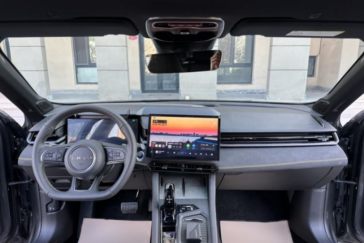 Used Lynk & Co 03 2023 1.5TD DCT JingPro
