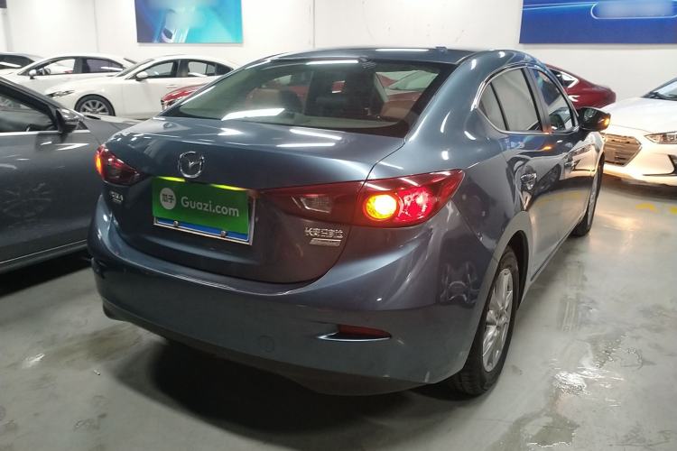 Used Mazda Mazda 3 Axela 2014 Sedan 1.5L Automatic Luxury Model
