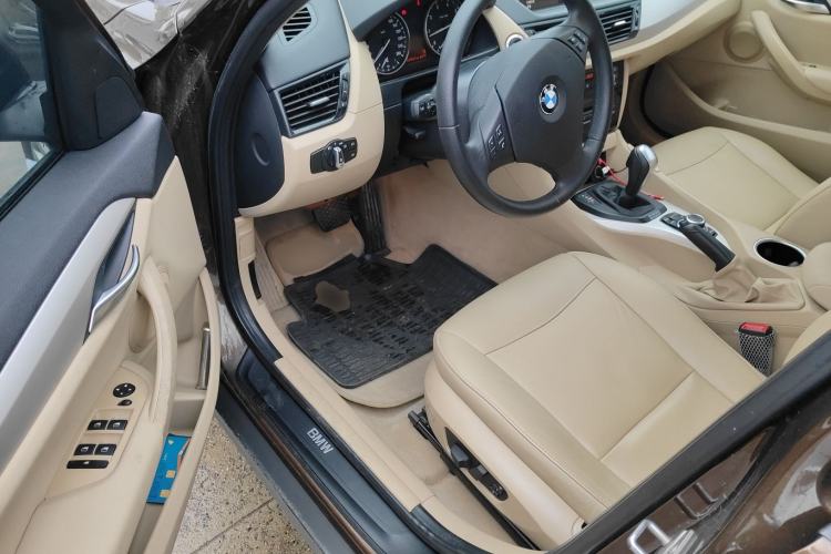 Used BMW X1 2012 sDrive18i Luxury Edition