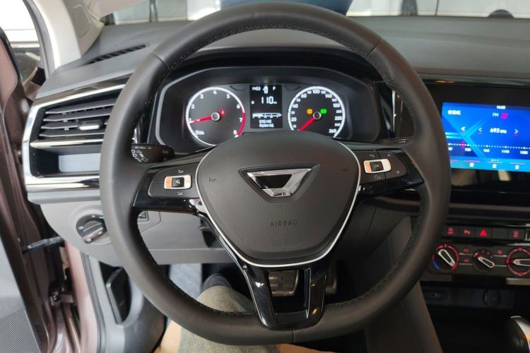 Used Jetta VS5 2019 280TSI Automatic Enjoyment Model
