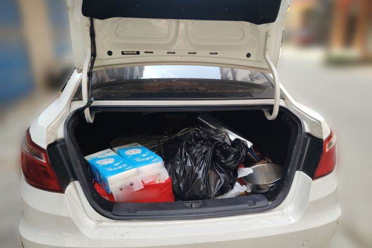 Used CHANGAN Eado 2014 1.6L Manual Luxury Model Trunk