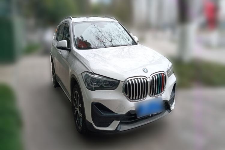 Used BMW X1 2020 sDrive25Li Leading Model Front Right 45 Deg