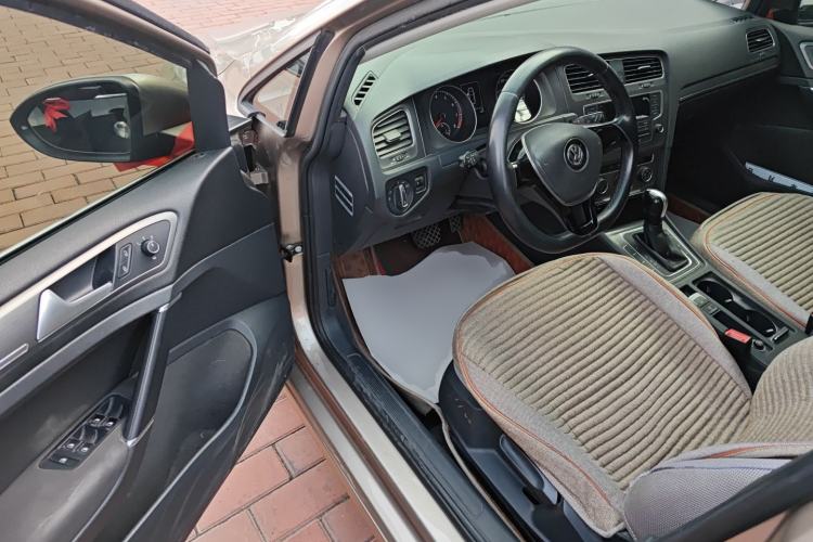Used Volkswagen Golf 2015 1.6L Automatic Comfort Model