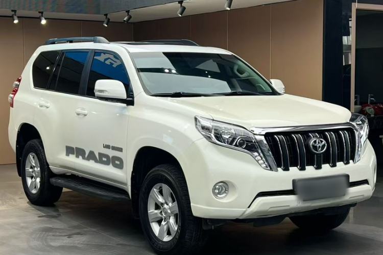 Used Toyota Prado 2015 2.7L Automatic Standard Edition Exterior 1