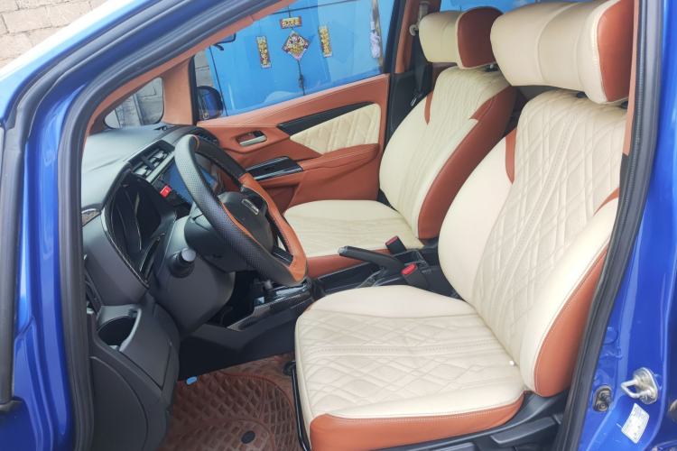 Used Honda Fit 2016 1.5L LX CVT Comfort Model Left Front Seat