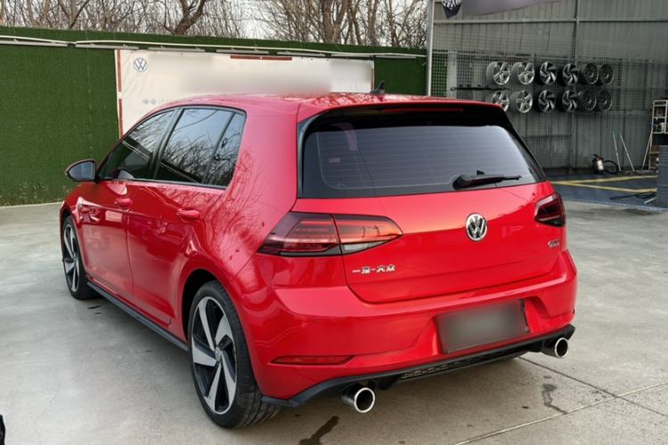 Used Volkswagen Golf GTI 2018 2.0 TSI GTI
