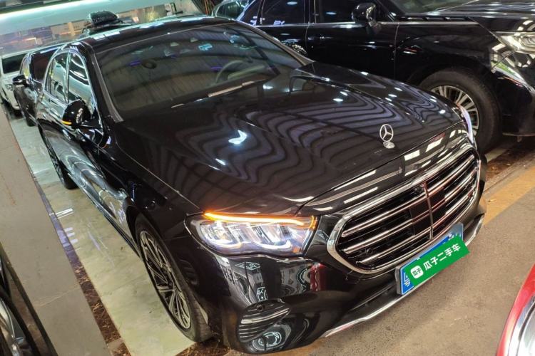 Used Mercedes-Benz E-Class 2025 E 300 L Luxury Model Front Right 45 Deg