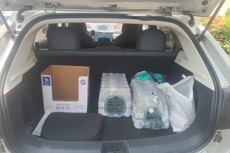 Used ARCFOX T1 2025 Model 425 PRO Trunk