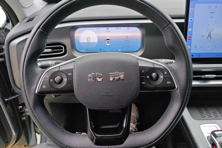 Used BAIC Off-Road BJ30 2024 1.5T Magic Electric Drive Advanced Version Steering Wheel