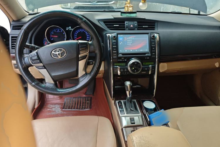 Used Toyota Reiz 2012 2.5V Fengdu Elite Stylish Edition Center Console