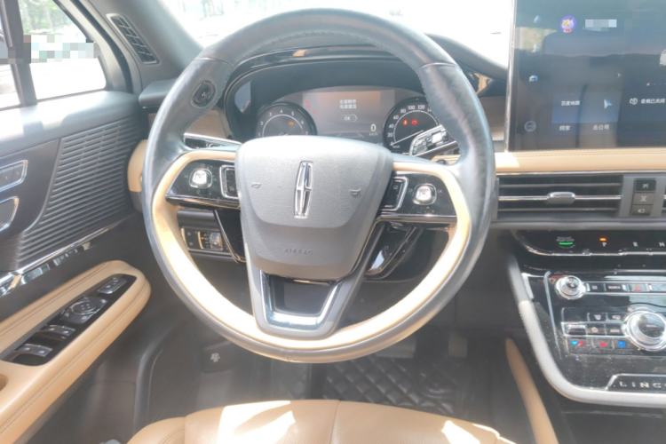 Used Lincoln Corsair 2021 2.0T Two-Wheel-Drive Luxury Edition