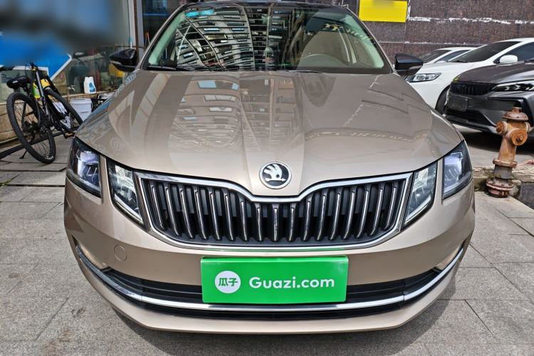 Used Skoda Octavia 2018 TSI280 DSG Flagship Edition