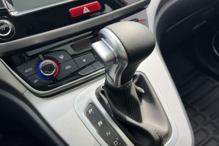 Used Haval M6 2019 1.5T DCT Two-Wheel Drive Value Edition China VI Standard Interior 6