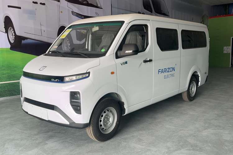 Used Farizon Xingxiang V 2023 V6E PLUS Guoxuan High-Tech 41.93 kWh Value Edition