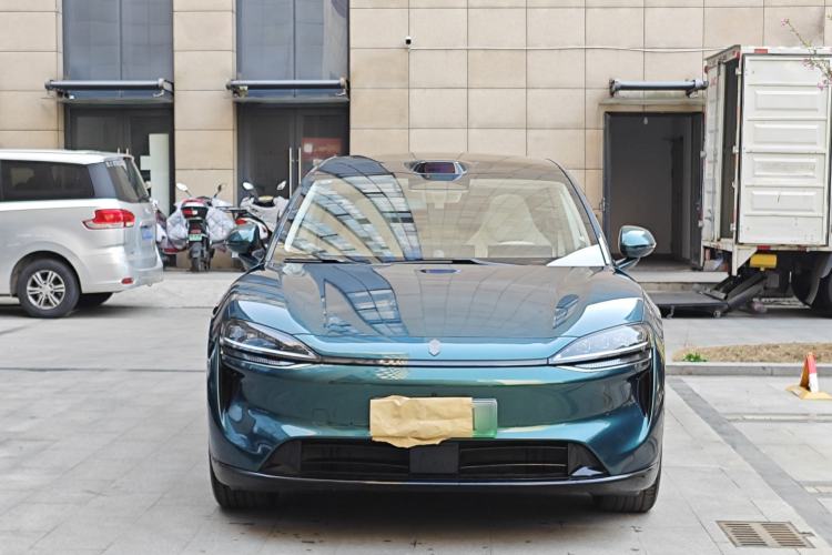 Used Hima Luxeed R7 2026 Model Range-Extending Max