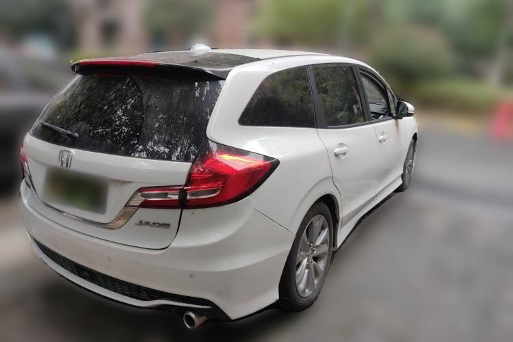 Used Honda Jade 2017 1.8L automatic Comfort version 5 seats
