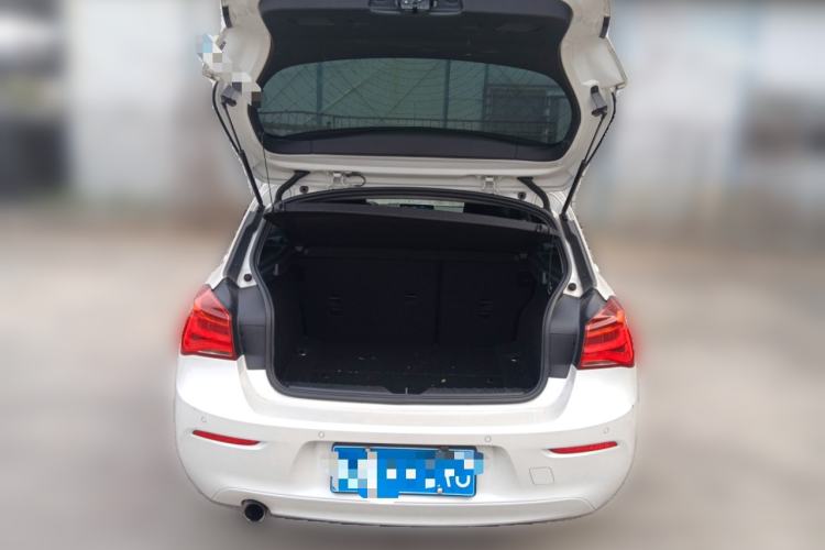 Used BMW 1 Series 2018 118i Leading Model Trunk