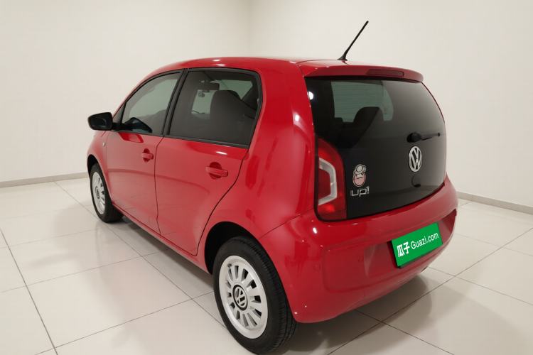 Used Volkswagen up! 2015 1.0L move up! Exterior 3