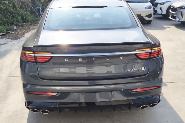 Used Geely Auto Preface 2025 Dongfang Yao 1.5TD Kunlun Edition
