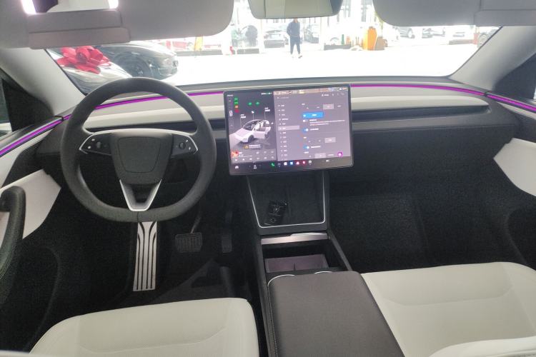 Used Tesla Model Y 2025 Long-Range All-Wheel Drive First Edition