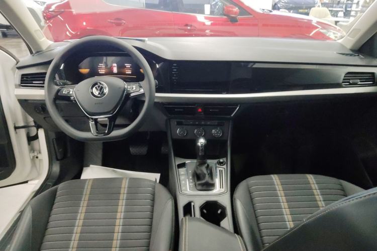 Used Volkswagen Lavida 2021 280TSI DSG Comfort Edition Center Console