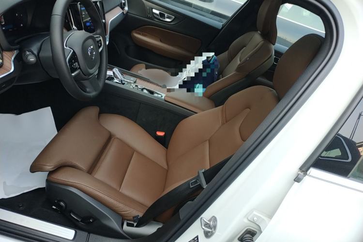 Used Volvo S60 2025 B4 Zhiyuan Luxury Edition