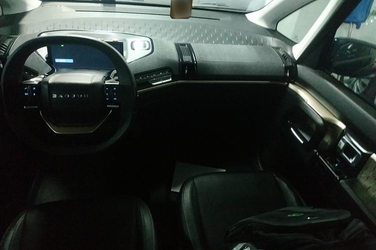 Used Baojun KiWi EV 2022 Artist Lite Edition Lithium Iron Phosphate Center Console