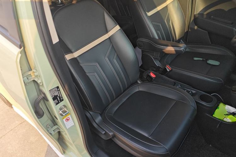 Used ORA White Cat 2022 Xiaoyue Mao Edition 401 km Flagship Model Lithium Ternary Right Front Seat