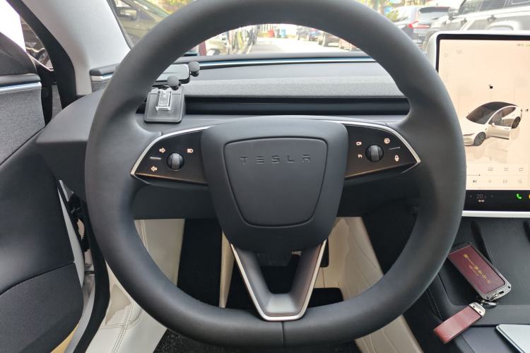 Used Tesla Model 3 2023 Rear-Wheel-Drive Version
