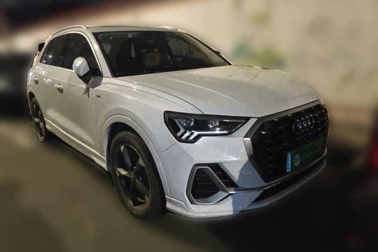 Used Audi Q3 2020 35 TFSI Fashion Dynamic Model
