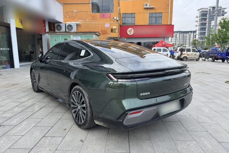 Used Geely Galaxy 8 2025 130km EM-P Starship Edition Exterior 4