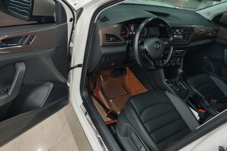 Used Volkswagen Tharu 2020 280TSI Two-Wheel Drive Comfort Edition China VI Standard