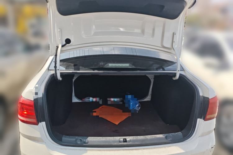 Used Volkswagen Lavida 2017 1.6L Automatic Fashion Edition
