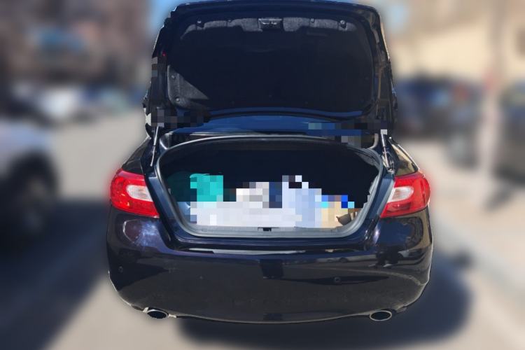 Used Infiniti Q70 2013 Q70L 2.5L Comfort Edition Trunk