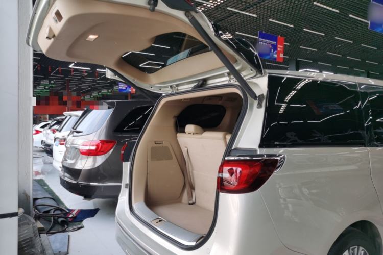 Used Buick GL8 2020 ES Land Cruiser 653T Luxury Model
