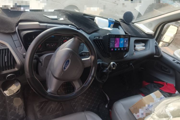 Used Ford Transit 2019 2.0T Diesel Multi-Purpose Commercial Vehicle Short Wheelbase Low Roof 6-Seater China VI Standard