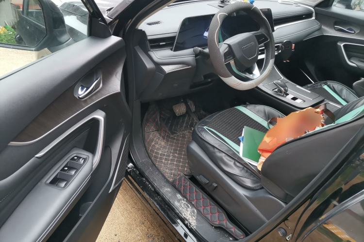 Used Venucia V 2023 260T Idol Edition Pro Driver Seat