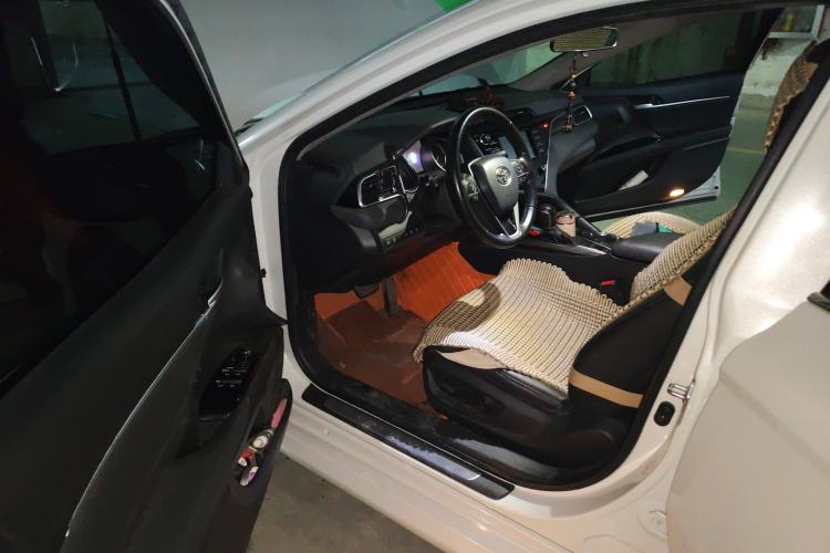 Used Toyota Camry 2018 2.0G Luxury Edition Driver Seat