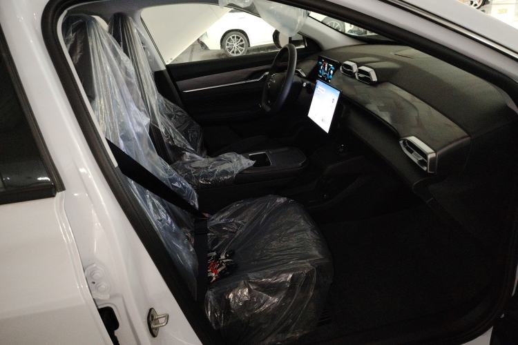 Used Dongfeng Aeolus SKY EV01 2025 530 km AIR Elite Edition
