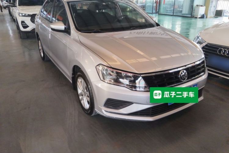 Used Volkswagen Jetta 2019 Dream Edition 1.4L Manual Fashion Version
