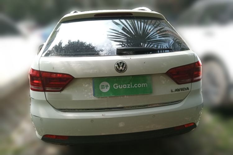 Used Volkswagen Gran Lavida 2013 1.6L Automatic Comfort Model Rear